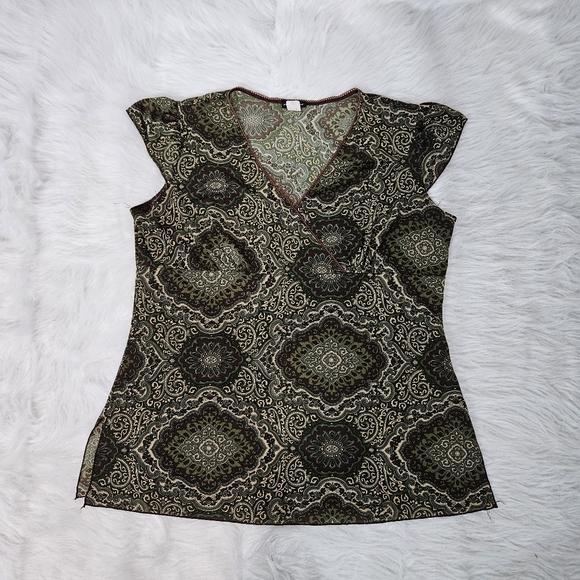 PERCEPCION VINTAGE Patterned V-Neck Top - Picture 1 of 5